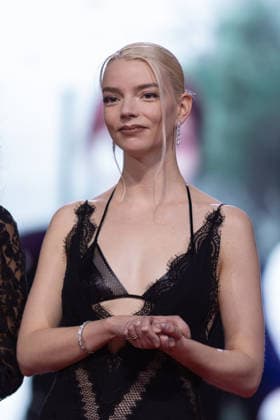 22nd Marrakech International Film Festival Day 9 nb Anya Taylor-Joy attends the closing ceremony during day 9 of the 22nd Marrakech International Film Festival on December 06, 2025 in Marrakech, Maroc. Photo by Nasser Berzane ABACAPRESS.COM Marrakech  Copyright: xBerzanexNasser ABACAx