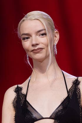 22nd Marrakech International Film Festival Day 9 nb Anya Taylor-Joy attends the closing ceremony during day 9 of the 22nd Marrakech International Film Festival on December 06, 2025 in Marrakech, Maroc. Photo by Nasser Berzane ABACAPRESS.COM Marrakech  Copyright: xBerzanexNasser ABACAx