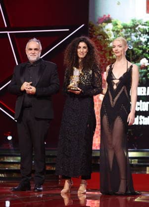 Karim Aïnouz, Jihan Kikhia, Prix du Jury and Anya Taylor Joy at the closing ceremony of the 22nd Marrakech International Film Festival, Morocco, on December 6, 2025 Dominique Jacovides Bestimage Closing ceremony of the 22nd Marrakech International Film Festival, Morocco, on December 6, 2025 Marrakech Maroc  Copyright: xDOMINIQUExJACOVIDESx xBESTIMAGExDOMINIQUExJACOVIDESx xBESTIMAGEx