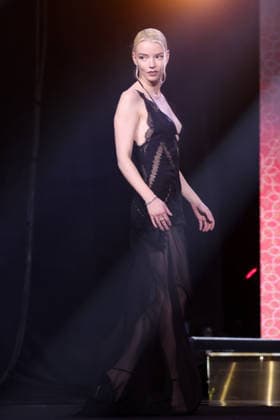 Anya Taylor Joy is seen on stage during the Closing Ceremony during the 22nd Marrakech International Film Festival during the Closing Ceremony during the 22nd Marrakech International Film Festival Marrakech, Morocco 06 12 2025 451320 2025 12 06 MARRAKECH Morocco  Copyright: xRomualdxMeigneuxx xStarfacex STAR_451320_073