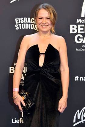 Nova Meierhenrich at the 20 McDonald s Benefit Gala in aid of the McDonald s Childrens Aid Foundation at Eisbach Studios Munich, 06 12 2025 Foto:xB.xInsingerx xFuturexImagex mcdonalds_5218