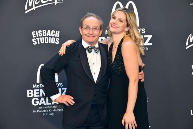 Wigald Boning with his wife Teresa Boning at the 20 McDonald s Benefit Gala in aid of the McDonald s Childrens Aid Foundation at the Eisbach Studios in Munich, 06 12 2025 Foto:xB.xInsingerx xFuturexImagex mcdonalds_5226