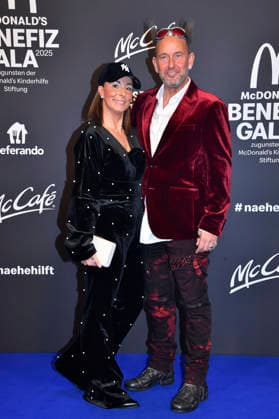 Tom Lehel with wife Dany Lehel at the 20 McDonald s Benefit Gala for the McDonald s Childrens Aid Foundation at the Eisbach Studios in Munich, 06 12 2025 Foto:xB.xInsingerx xFuturexImagex mcdonalds_5267