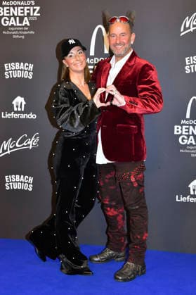 Tom Lehel with wife Dany Lehel at the 20 McDonald s Benefit Gala for the McDonald s Childrens Aid Foundation at the Eisbach Studios in Munich, 06 12 2025 Foto:xB.xInsingerx xFuturexImagex mcdonalds_5270