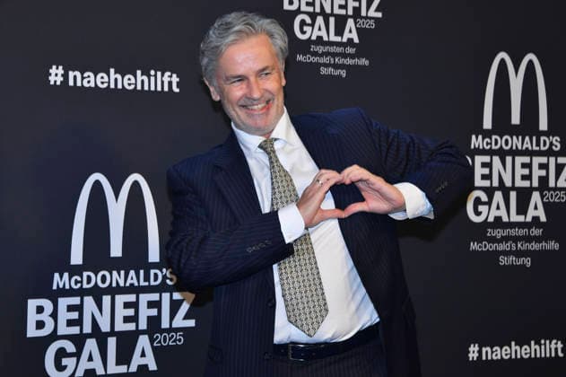 Timothy Peach at the 20 McDonald s Benefit Gala in favor of the McDonald s Childrens Aid Foundation at the Eisbach Studios Munich, 06 12 2025 Foto:xB.xInsingerx xFuturexImagex mcdonalds_5332