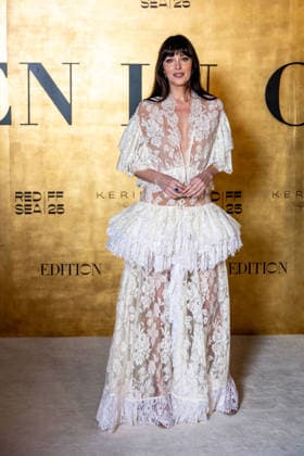 Women In Cinema Gala Dinner - Jeddah Dakota Johnson arrives to the Women In Cinema gala dinner, as part of the 5th edition of the Red Sea Film Festival in Jeddah, Saudi Arabia, on December 5, 2025. Photo by Balkis Press ABACAPRESS.COM Jeddah Saudi Arabia  Copyright: xBalkisxPress ABACAx