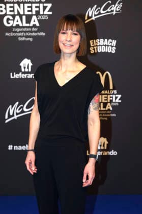 Christina Stürmer at the 20 McDonald s Benefit Gala in favor of the McDonald s Childrens Aid Foundation at the Eisbach Studios Munich, 06 12 2025 Foto:xAgenturxWehnertx xGränzdörferx xFuturexImagex mcdonalds_5365