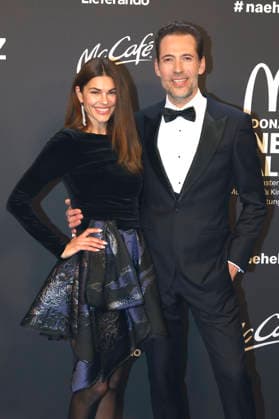 Alexander Mazza with wife Viola Mazza at the 20 McDonald s Benefit Gala in aid of the McDonald s Childrens Aid Foundation at the Eisbach Studios in Munich, 06 12 2025 Foto:xAgenturxWehnertx xGränzdörferx xFuturexImagex mcdonalds_5387