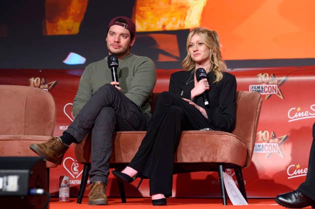 The actors Dominic Sherwood and Katherine McNamara u a Shadowhunters at the German Film Comic Con Dortmund at Messe Dortmund Dortmund, 06 12 2025 NRW Germany Copyright: xDwixAnoraganingrumx