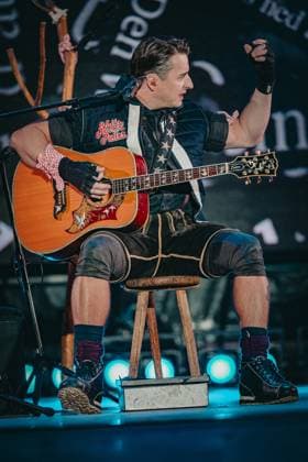 06 12 2025, Flachau, AUT, On the road in Salzburg, Ski Opening 2025, DAY 1, Andreas Gabalier, concert, in the picture Andreas Gabalier,