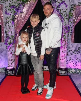 December 6, 2025, London, United Kingdom: Carl Scott attends the Rapunzel And The Revengers Press Night held at Millfield Theatre, Edmonton. London United Kingdom - ZUMAs197 20251206_aaa_s197_500 Copyright: xMarioxMitsisx