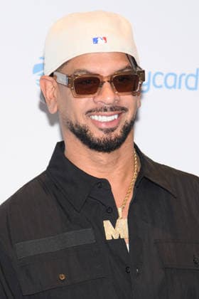 Capital s Jingle Bell Ball with Barclaycard Arrivals 2025 Sunday at O2 Arena, London MK (aka Marc Kinchen) attends Capital s Jingle Bell Ball with Barclaycard 2025 at O2 Arena, London, England, UK on Sunday 7 December, 2025., Credit:Justin Ng Avalon UK, England, London, O2 Arena  Copyright: xJustinxNgx xAvalonx 1057419748