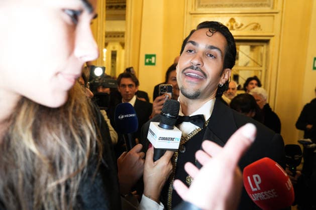 Milan, La Scala Premiere 2025, Guests in the Foyer. Pictured: Mahmood  Copyright: xDuilioxPiaggesix xipa-agency.netx xDuilioxPiaggesix IPA_Agency_IPA68885407