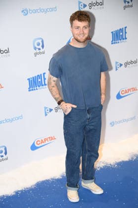 Capital s Jingle Bell Ball with Barclaycard Arrivals 2025 Sunday at O2 Arena, London Alex Warren attends Capital s Jingle Bell Ball with Barclaycard 2025 at O2 Arena, London, England, UK on Sunday 7 December, 2025., Credit:Justin Ng Avalon UK, England, London, O2 Arena  Copyright: xJustinxNgx xAvalonx 1057449038