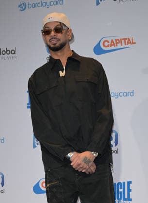 Capital s Jingle Bell Ball 2025 With Barclaycard Sunday - Arrivals MK attend Capital s Jingle Bell Ball 2025 at The O2 Arena on December 07, 2025 in London, England., Credit:Jules Annan Avalon  Copyright: xJulesxAnnanx xAvalonx 1057459703