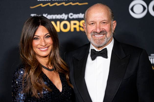 U.S. Secretary of Commerce Howard Lutnick and his wife, Allison Lutnick, arrive on the red carpet for the 48th annual Kennedy Center Honors at the Kennedy Center in Washington DC on Sunday, December 7, 2025. President Donald Trump will host this year s event, which honors songwriter George Strait, actors Michael Crawford and Sylvester Stallone, singer Gloria Gaynor, and the rock band Kiss.  WAP20251207564 BONNIExCASH