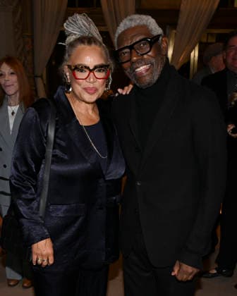December 7, 2025, Los Angeles, California, USA: KASI LEMMONS and VONDIE CURTIS-HALL attend the Los Angeles Press Club presents the 18th Annual National Arts & Entertainment Journalism Awards Gala: RED CARPET. Los Angeles USA - ZUMAb173 20251207_aap_b173_005 Copyright: xBillyxBennightx