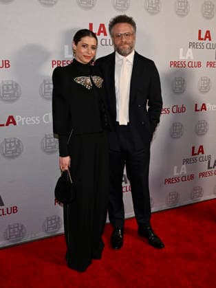 December 7, 2025, Los Angeles, California, USA: American actress, comedian, screenwriter, and director LAUREN MILLER ROGEN AND SETH ROGEN attend the Los Angeles Press Club presents the 18th Annual National Arts & Entertainment Journalism Awards Gala: RED CARPET. Los Angeles USA - ZUMAb173 20251207_aap_b173_006 Copyright: xBillyxBennightx