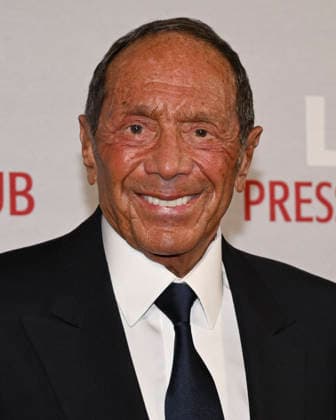 December 7, 2025, Los Angeles, California, USA: Canadian and American singer, songwriter, and actor PAUL ANKA attends the Los Angeles Press Club presents the 18th Annual National Arts & Entertainment Journalism Awards Gala: RED CARPET. Los Angeles USA - ZUMAb173 20251207_aap_b173_016 Copyright: xBillyxBennightx