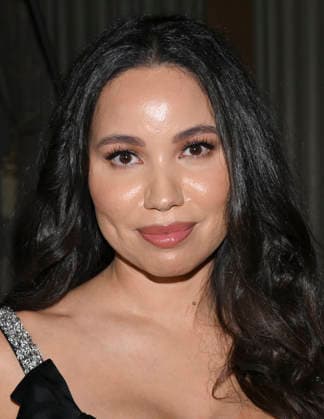 December 7, 2025, Los Angeles, California, USA: American actress JURNEE SMOLLETT attends the Los Angeles Press Club presents the 18th Annual National Arts & Entertainment Journalism Awards Gala: RED CARPET. Los Angeles USA - ZUMAb173 20251207_aap_b173_026 Copyright: xBillyxBennightx