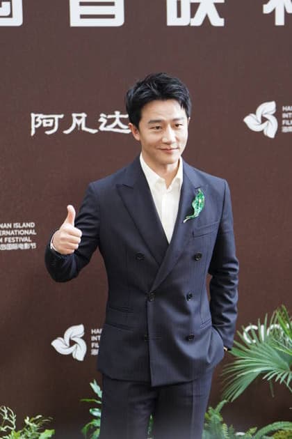 SANYA, CHINA - DECEMBER 08: Actor Huang Xuan attends the China premiere of film Avatar: Fire and Ash on December 8, 2025 in Sanya, Hainan Province of China.  Copyright: xVCGx 111608409570