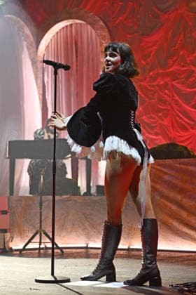 The Last Dinner Party performing at Brixton Academy LONDON, ENGLAND - DECEMBER 07: Abigail Morris of ˜The Last Dinner Party™ performing at Brixton Academy on December 07, 2025 in London, England. CAP MAR MAR Great Britain Copyright: xMartinxHarris CapitalxPicturesx