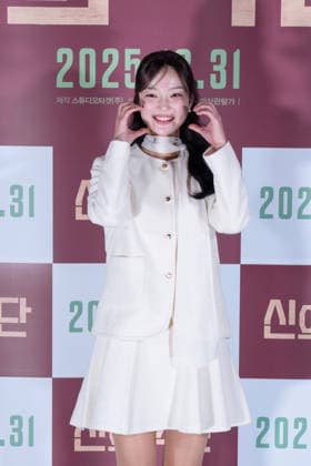 Choir of God film press conference SEOUL, SOUTH KOREA, DEC 08: South Korean actress Shin Han-Kyeol during Choir of God film press conference at the CGV in Seoul, South Korea, on December 08, 2025. Seoul the CGV South Korea 8243_285974 Copyright: xStevexChoxKyewoong PentaxPressx