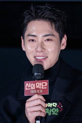 Choir of God film press conference SEOUL, SOUTH KOREA, DEC 08: South Korean actor Han Jung-wan during Choir of God film press conference at the CGV in Seoul, South Korea, on December 08, 2025. Seoul the CGV South Korea 8243_285999 Copyright: xStevexChoxKyewoong PentaxPressx