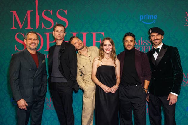 Amazon Premiere Miss Sophie Same Procedure As Every Year Moritz Bleibtreu, Christoph Schechinger, Jacob Matschenz, Alicia von Rittberg, Kostja Ullmann and Vladimir Korneev at the premiere of the Amazon Prime series Miss Sophie Same Procedure As Every Year at Clärchens Ballhaus on 08 12 2025 in Berlin Copyright: xEventpressxKochanx