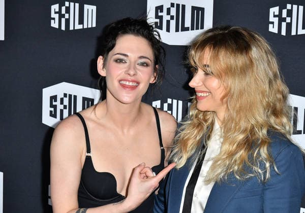 2025 SFFILM Awards Night - Arrivals Kristen Stewart and Imogen Poots attend the 2025 SFFILM Awards at Gateway Pavilion on December 8, 2025 in San Francisco, California. San Francisco Gateway Pavilion California USA Copyright: xCaseyxFlaniganx