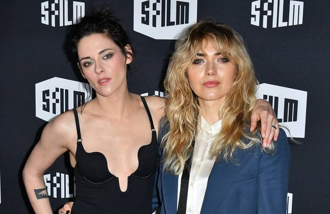 2025 SFFILM Awards Night - Arrivals Kristen Stewart and Imogen Poots attend the 2025 SFFILM Awards at Gateway Pavilion on December 8, 2025 in San Francisco, California. San Francisco Gateway Pavilion California USA Copyright: xCxFlanigan imageSPACEx