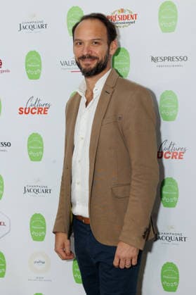 Fou de Patisserie Awards ceremony at the Madeleine theatre Celebrity arrivals on the red carpet Ceremonie des Trophees Fou de Patisserie au theatre de la Madeleine Arrivees des celebrites sur le tapis rouge Eric Ledan 451371 2025 12 08 Paris France  Copyright: xSebastienxFremontx xStarfacex STAR_451371_041