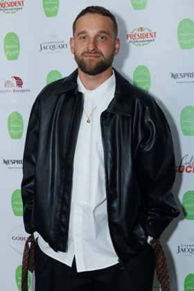 Fou de Patisserie Awards ceremony at the Madeleine theatre Celebrity arrivals on the red carpet Ceremonie des Trophees Fou de Patisserie au theatre de la Madeleine Arrivees des celebrites sur le tapis rouge 451371 2025 12 08 Paris France  Copyright: xSebastienxFremontx xStarfacex STAR_451371_085