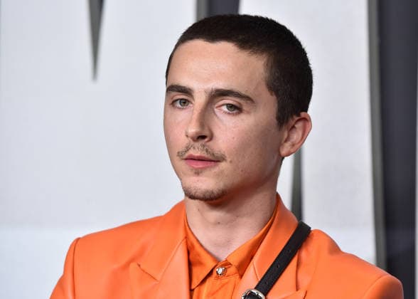˜Marty Supreme™ Los Angeles Premiere Timothee Chalamet arriving to the Los Angeles premiere of Marty Supreme™ at the Samuel Goldwyn Theater on December 8, 2025 in Beverly Hills, Ca. Beverly Hills Samuel Goldwyn Theater California USA Copyright: xLisaxOConnor xAFF-USA.COMx