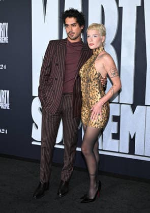 ˜Marty Supreme™ Los Angeles Premiere Avan Jogia and Halsey arriving to the Los Angeles premiere of Marty Supreme™ at the Samuel Goldwyn Theater on December 8, 2025 in Beverly Hills, Ca. Beverly Hills Samuel Goldwyn Theater California USA Copyright: xLisaxOConnor xAFF-USA.COMx