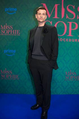 Christoph Schechinger at the premiere of the Amazon Prime Video series Miss Sophie Same Procedure as Every Year at Clärchens Ballhaus Berlin, 08 12 2025 Foto:xC.xBehringx xFuturexImagex sophie_5227