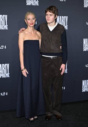 ˜Marty Supreme™ Los Angeles Premiere Gwyneth Paltrow and Moses Martin arriving to the Los Angeles premiere of Marty Supreme™ at the Samuel Goldwyn Theater on December 8, 2025 in Beverly Hills, Ca. Beverly Hills Samuel Goldwyn Theater California USA Copyright: xLisaxOConnor xAFF-USA.COMx