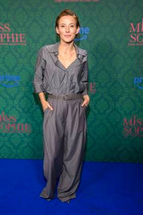 ABBberlin Jeannine Michaelsen actress on the blue carpet at the cinema premiere of the Amazon prime series of MISS SOPHIE SAME PROCEDURE AS EVERY YEAR at Claerchens Ballhaus on 08 12 2025 Berlin Berlin Germany