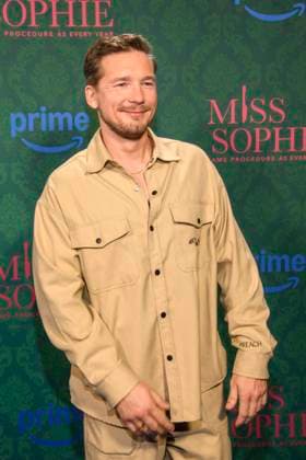 ABBberlin Jacob Matschenz actress on the blue carpet at the cinema premiere of the Amazon prime series of MISS SOPHIE SAME PROCEDURE AS EVERY YEAR at Claerchens Ballhaus on 08 12 2025 Berlin Berlin Germany
