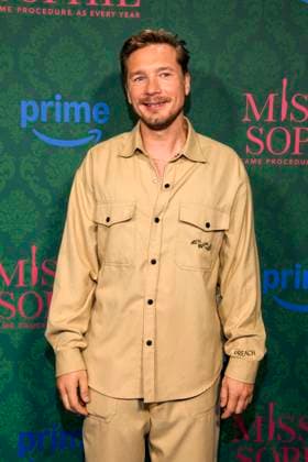 ABBberlin Jacob Matschenz actress on the blue carpet at the cinema premiere of the Amazon prime series of MISS SOPHIE SAME PROCEDURE AS EVERY YEAR at Claerchens Ballhaus on 08 12 2025 Berlin Berlin Germany