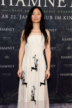 ABBberlin Chloe Zhao Chinese film director on the red carpet at the German premiere of the movie Hamnet at Delphi Filmpalast on 08 12 2025 in Berlin Berlin Germany