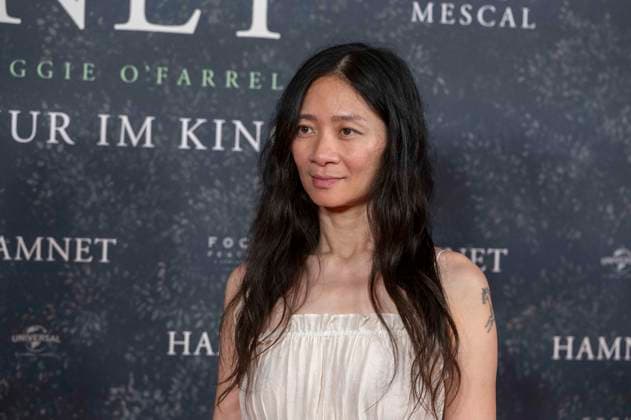 ABBberlin Chloe Zhao Chinese film director on the red carpet at the German premiere of the movie Hamnet at Delphi Filmpalast on 08 12 2025 in Berlin Berlin Germany