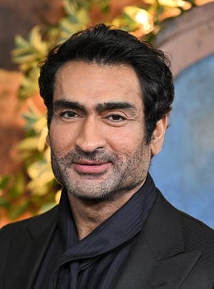 ˜Fallout™ Season 2 Premiere Kumail Nanjiani arriving to Amazon Prime Video™s Fallout™ season 2 premiere held at the Academy Museum of Motion Pictures on December 8, 2025 in Los Angeles, Ca. Los Angeles Academy Museum of Motion Pictures California USA Copyright: xStarbuck AFF-USA.COMx