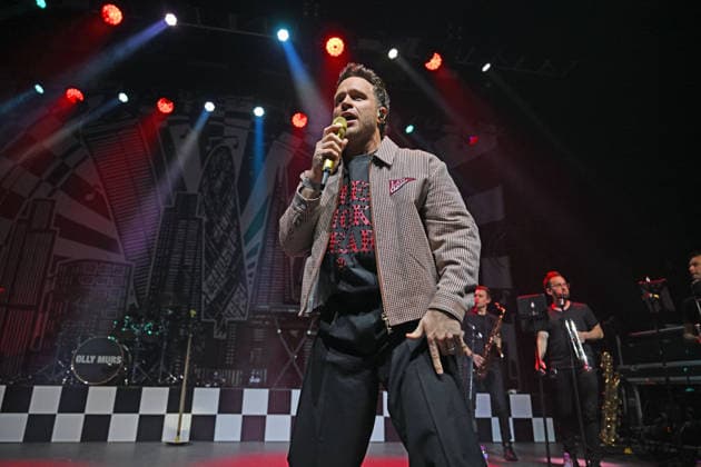 Olly Murs performing at Forum in London LONDON, ENGLAND - DECEMBER 08: Olly Murs performing at Forum, Kentish Town on December 08, 2025 in London, England. CAP MAR MAR Great Britain Copyright: xMartinxHarris CapitalxPicturesx