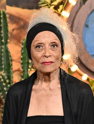 ˜Fallout™ Season 2 Premiere Edythe Jason arriving to Amazon Prime Video™s Fallout™ season 2 premiere held at the Academy Museum of Motion Pictures on December 8, 2025 in Los Angeles, Ca. Los Angeles Academy Museum of Motion Pictures California USA Copyright: xStarbuck AFF-USA.COMx