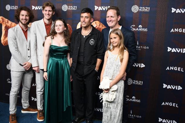 December 8, 2025, Lehi, Utah, USA: Cast and crew attend the world premiere of David at Megaplex Theatres Thanksgiving Point in Lehi, Utah, USA. Lehi USA - ZUMAm292 20251208_znp_m292_004 Copyright: xCharles-McClintockxWilsonx
