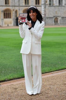 . 09 12 2025. Windsor , United Kingdom. TV presenter Claudia Winkleman with her MBE after an Investiture at Windsor Castle, United Kingdom.  xStephenxLockx xi-Imagesx IIM-26443-0002