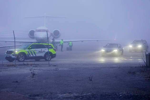 Nobel Peace Prize 2025 Gardermoen 20251209 A limousine escorted by several police cars left Oslo Airport on Tuesday afternoon Photo Terje Bendiksby NTB Gardermoen Norway EUcnwJyxdbk EDITORIAL USE ONLY Ref BNCEUcnwJyxdbk jpg  Copyright: xTerjexBendiksbyx xNTBx
