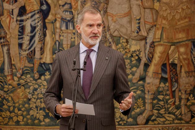 King Felipe VI gives a speech at the luncheon after the annual meeting of the Cervantes Institute Patronage in Aranjuez town, Madrid province, central Spain, 09 December 2025. Annual meeting of the Cervantes Institute Patronage !ACHTUNG: NUR REDAKTIONELLE NUTZUNG!  Copyright: xChemaxMoyax GRAF835 20251209-55018778737_1