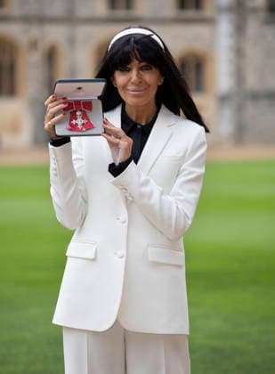 Investiture at Windsor Castle Image Licensed to i-Images Picture Agency. 09 12 2025. Windsor , United Kingdom. TV presenter Claudia Winkleman with her MBE after an Investiture at Windsor Castle, United Kingdom., Credit:Stephen Lock i-Images Avalon United Kingdom, Windsor  Copyright: xStephenxLockx xi-Imagesx xAvalonx 1057896962